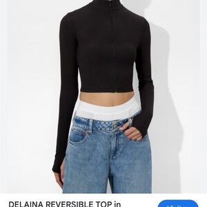 Alice + Olivia Black Zip-Up Crop Top